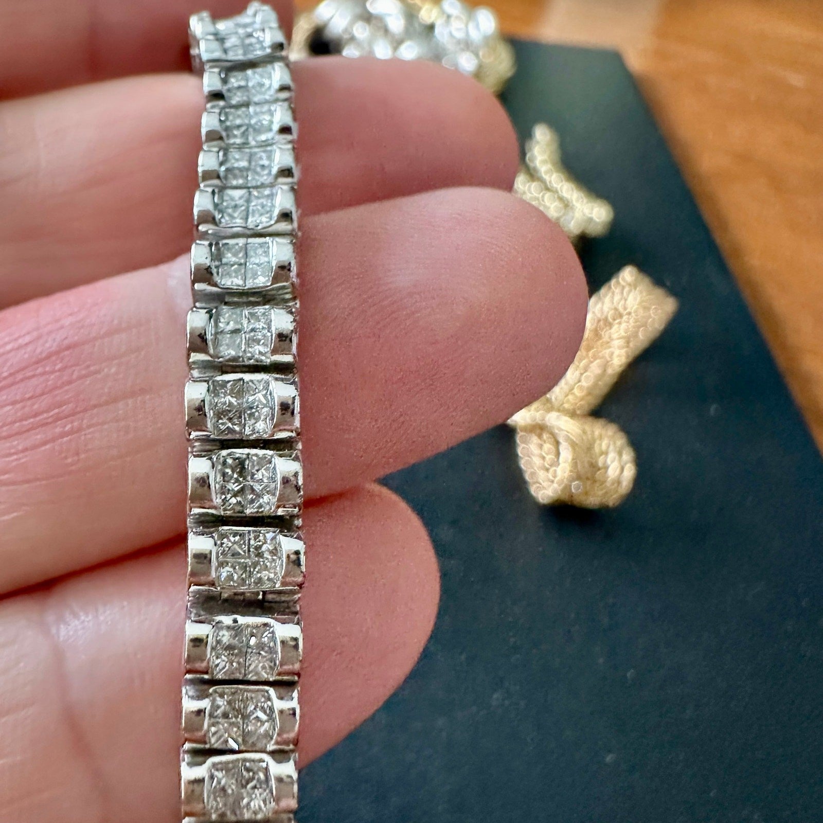 14K WHITE GOLD AND 4 cttw DIAMOND BRACELET 5.75 mm wide