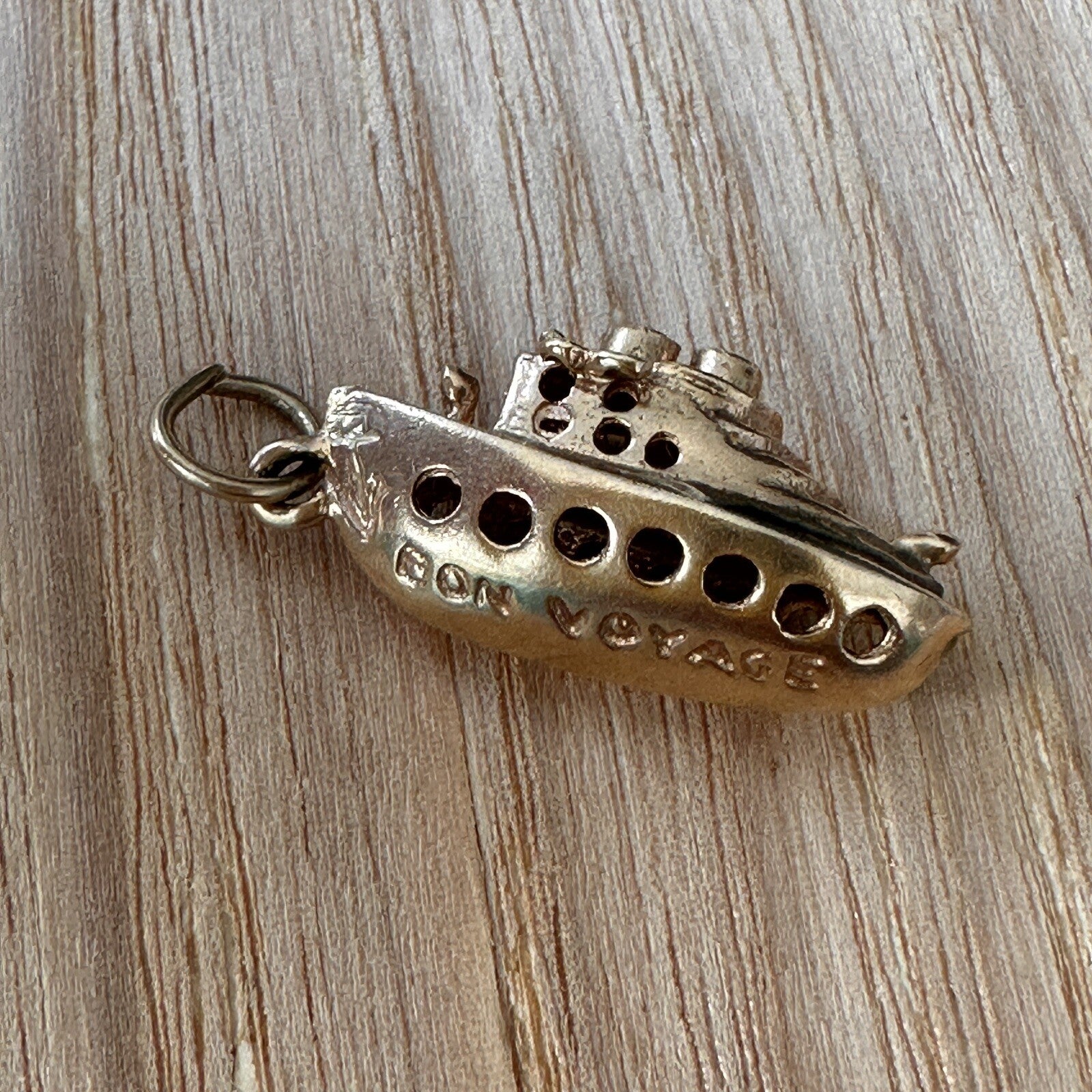 14k Gold Vintage ‘Bon voyage’ Charm 2.5 G  1 Inch