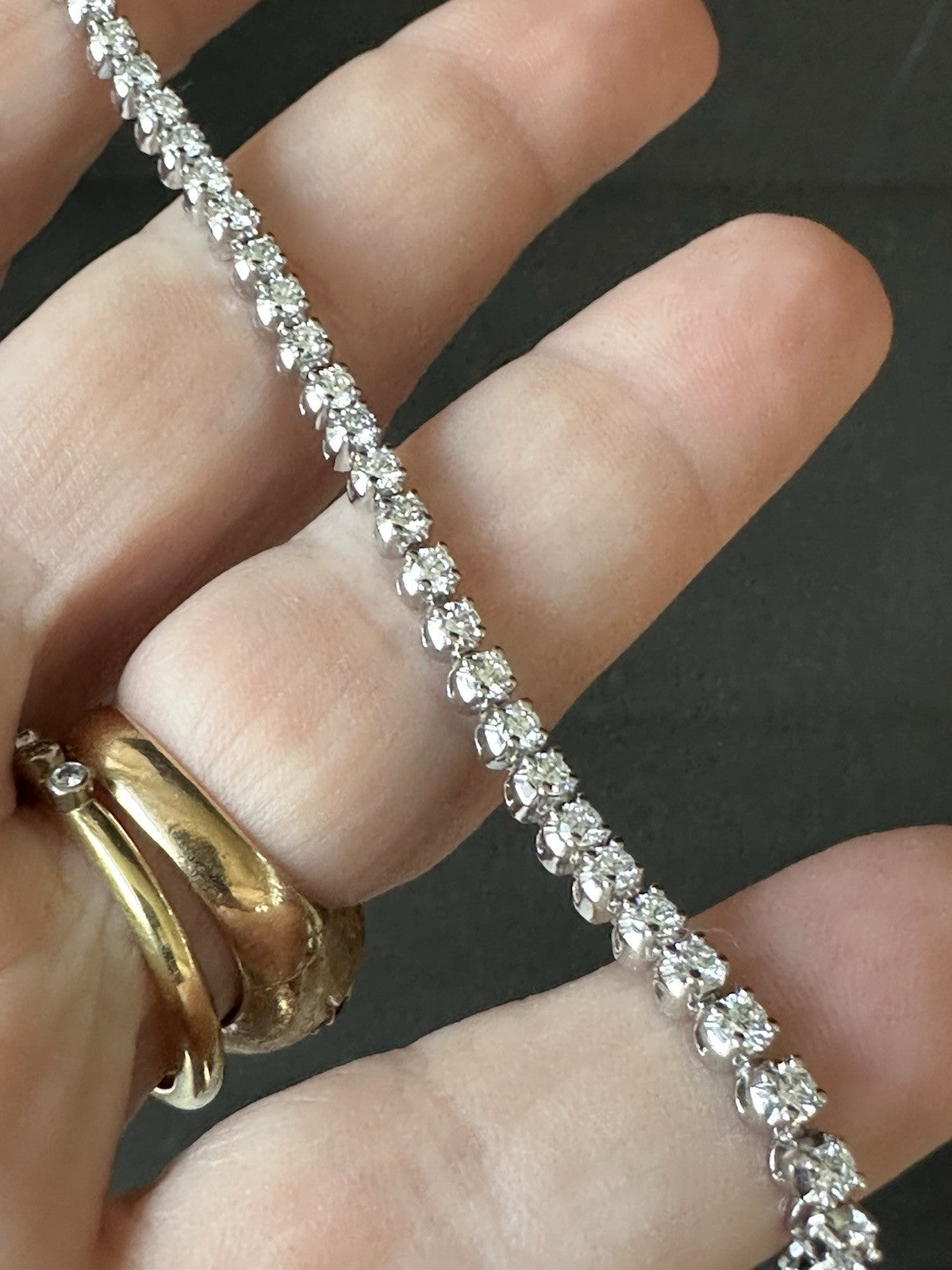 Diamond Line 2.5 + cttw Bracelet 17k White Gold