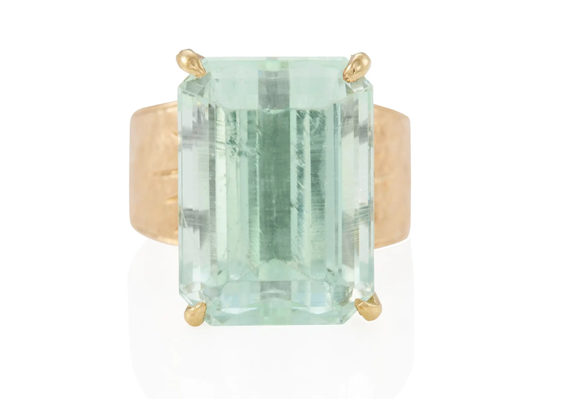 Vintage 11k large 17 ct Aquamarine cocktail ring