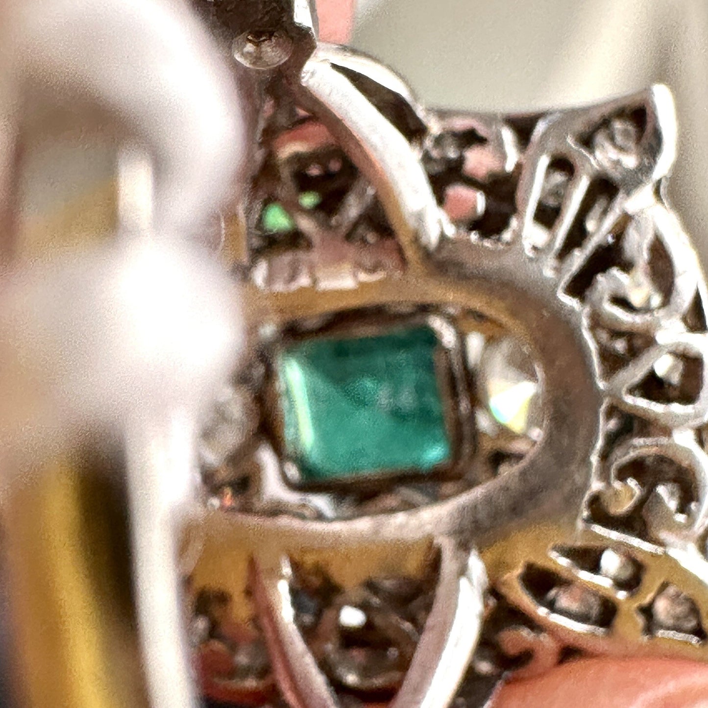 Antique Old Cut Diamond Emerald Shield Ring ( 2+ Cttw)