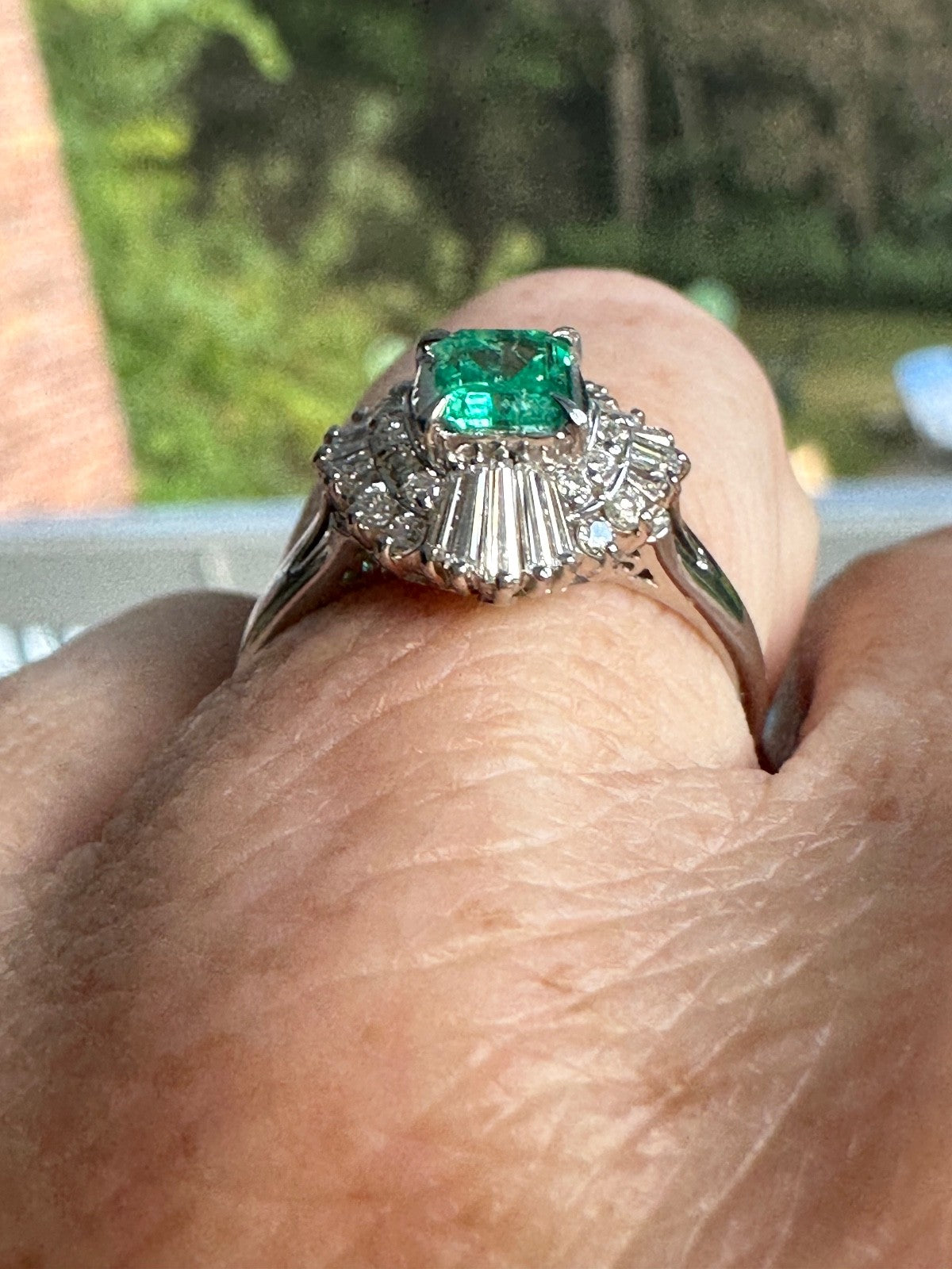 Vintage Platinum Diamond Emerald ring size 7