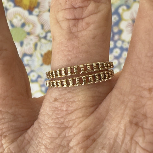 Art Deco Orange Blossom Bands (2) with  3.09 grams size 8