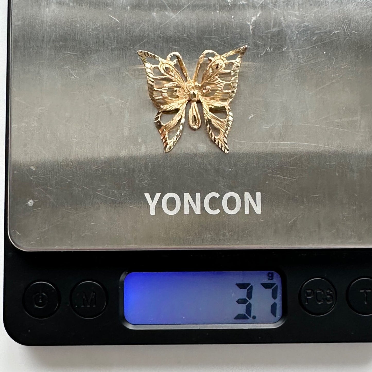 Solid 14k Gold Filigree Butterfly Charm Pendant 3.8g