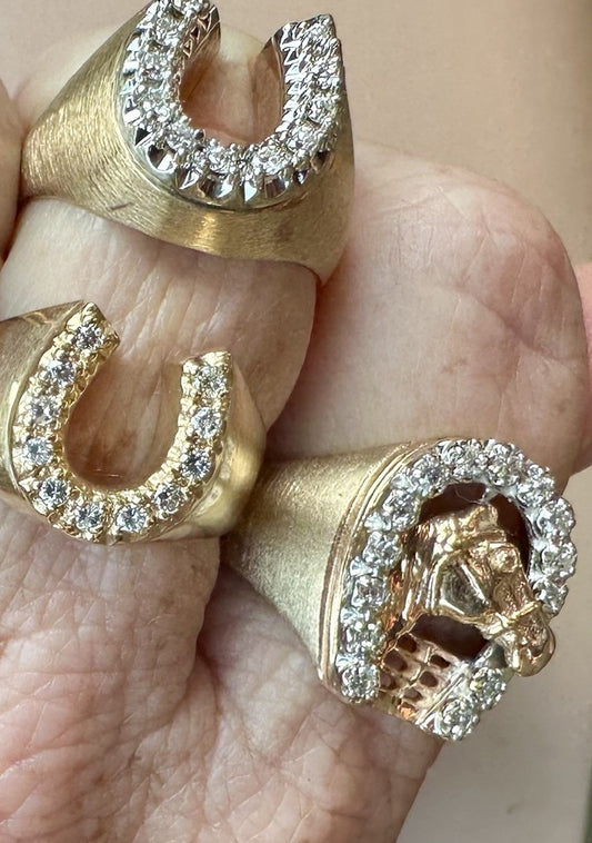 Heavy 10k Gold Horseshoe Ring W/Horse Motif And Diamond Accents - Well-Made Piec