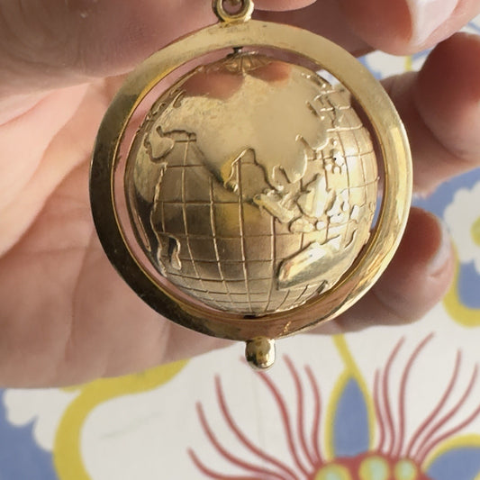 14k Yellow Gold Rotating Globe Pendant & Diamonds  23.3g