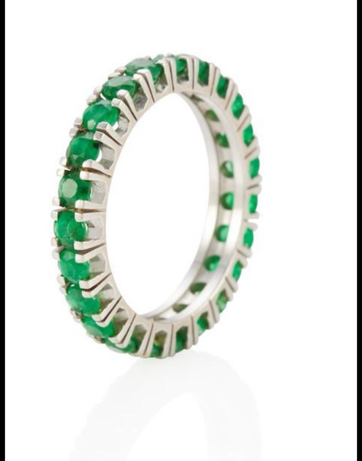 14k Gold Chanel  Eternity Ring W/Natural  Emerald Size 6