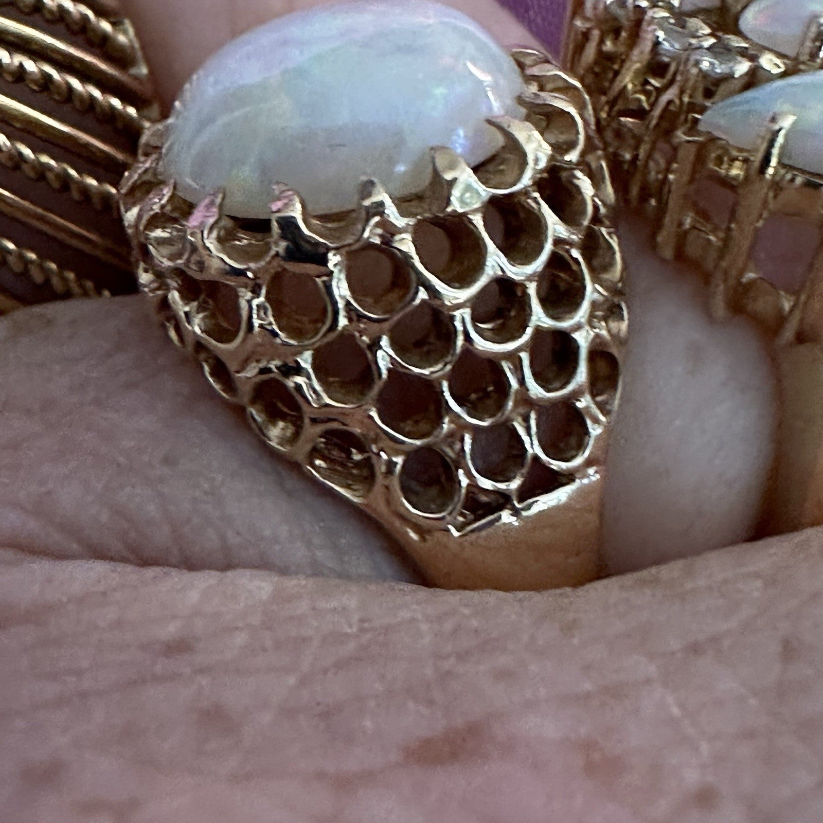 Vintage 14K 3.12 cttw Opal Cocktail Ring