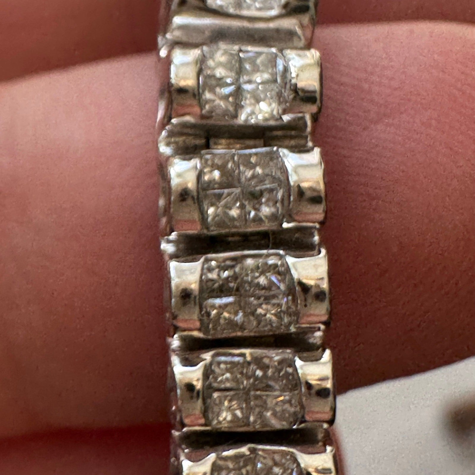 14K WHITE GOLD AND 4 cttw DIAMOND BRACELET 5.75 mm wide