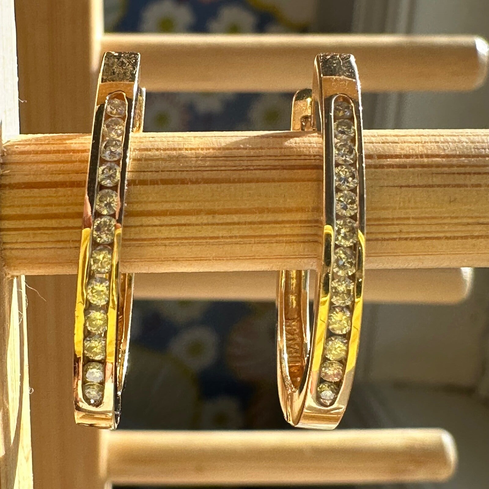 14k gold diamond oblong hoops 1.07 cttw 1 inch long