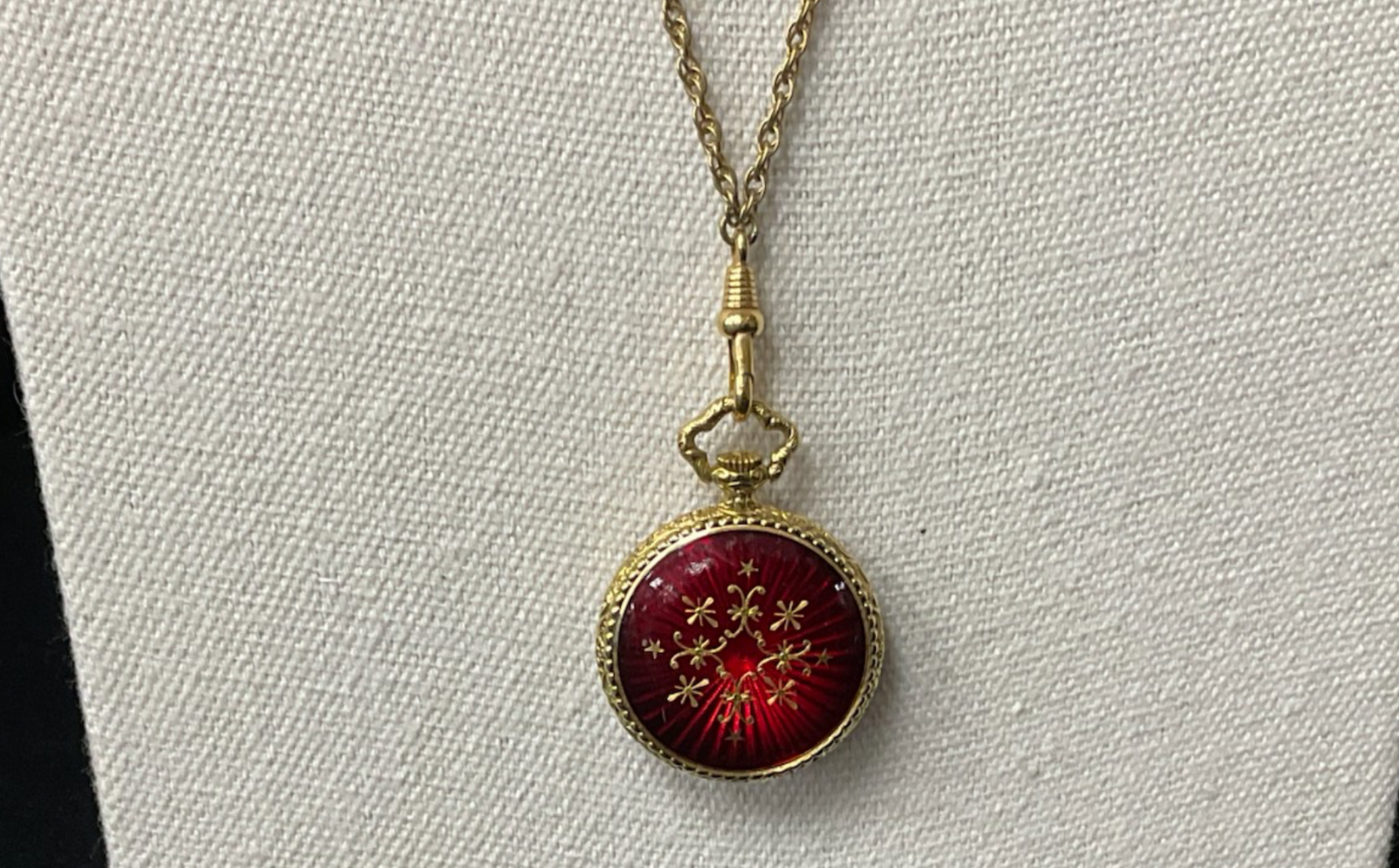 Bucherer Guilloche Enamel Locket Watch Vintage 1930s 32 inches long
