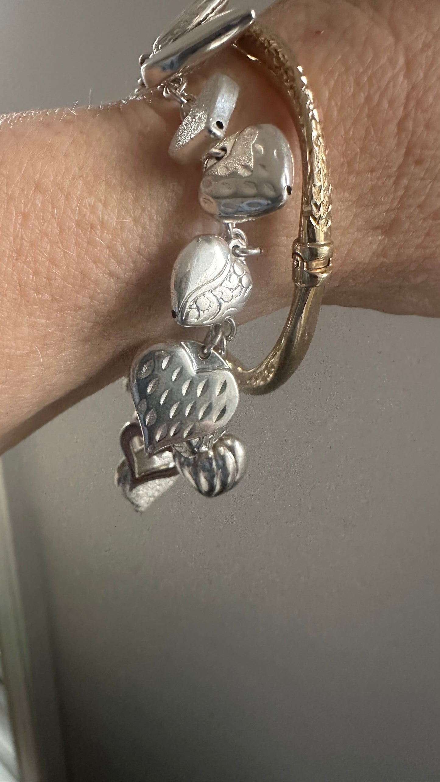 Vintage Sterling puffed hearts charm bracelet