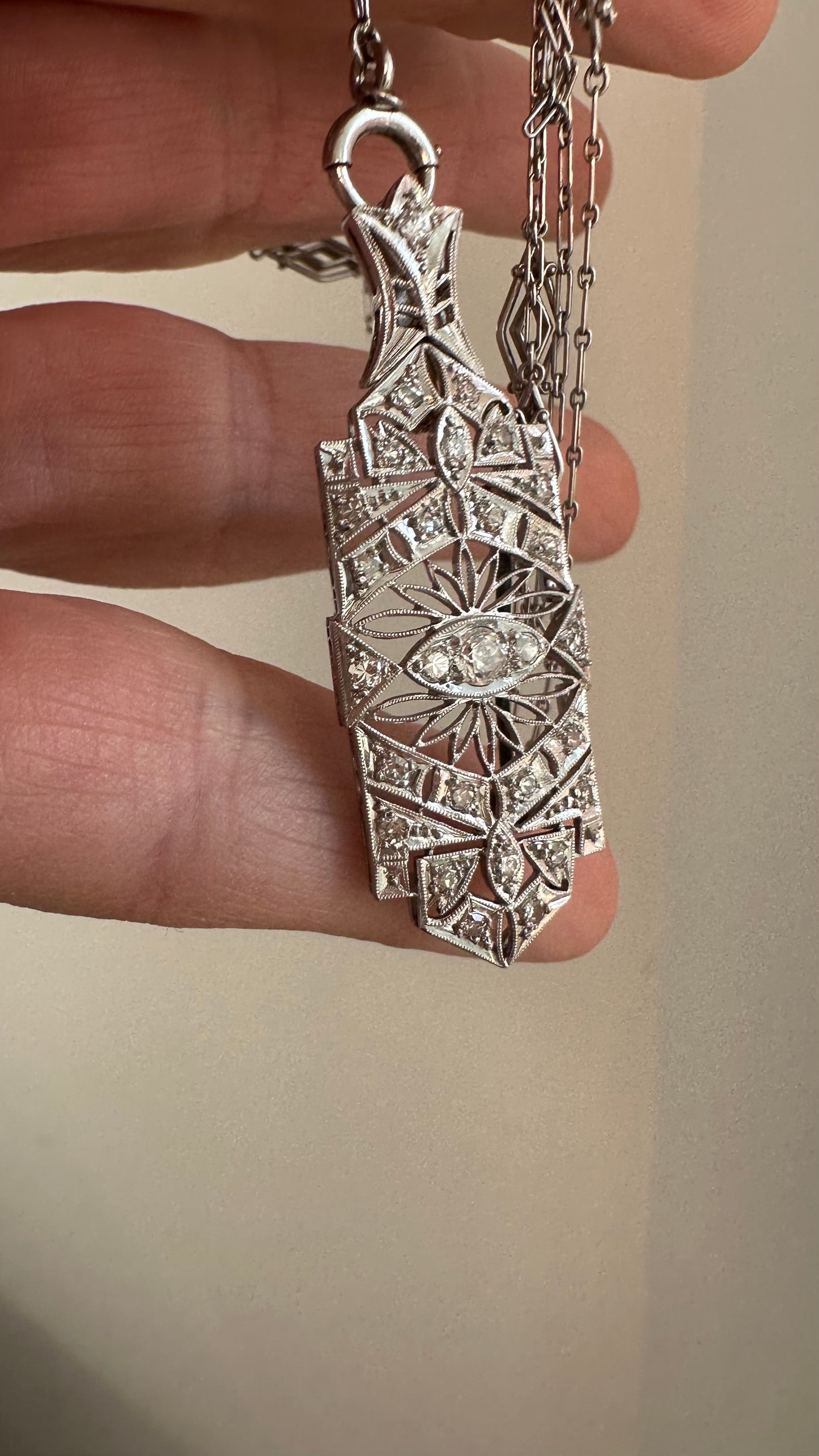 Art Deco Platnium and Diamond Pendant Brooch necklace