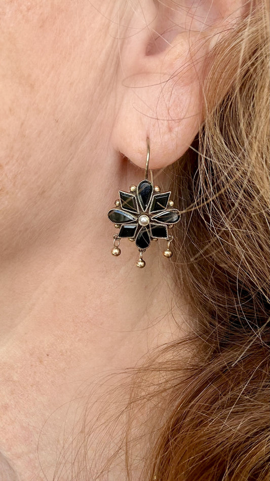Antique Victorian Jet 9k dangle earrings