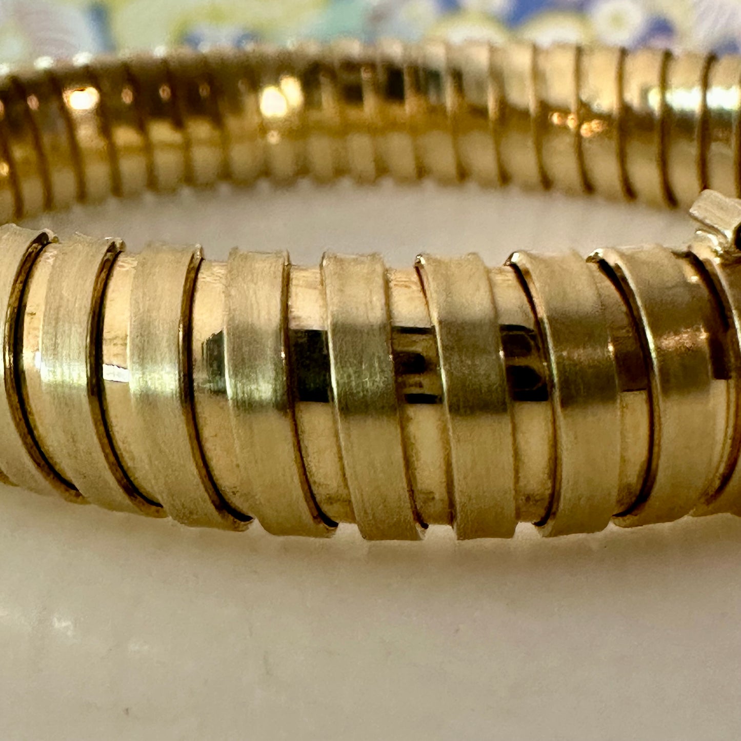 Vintage 14k Italian tubogas domed bracelet