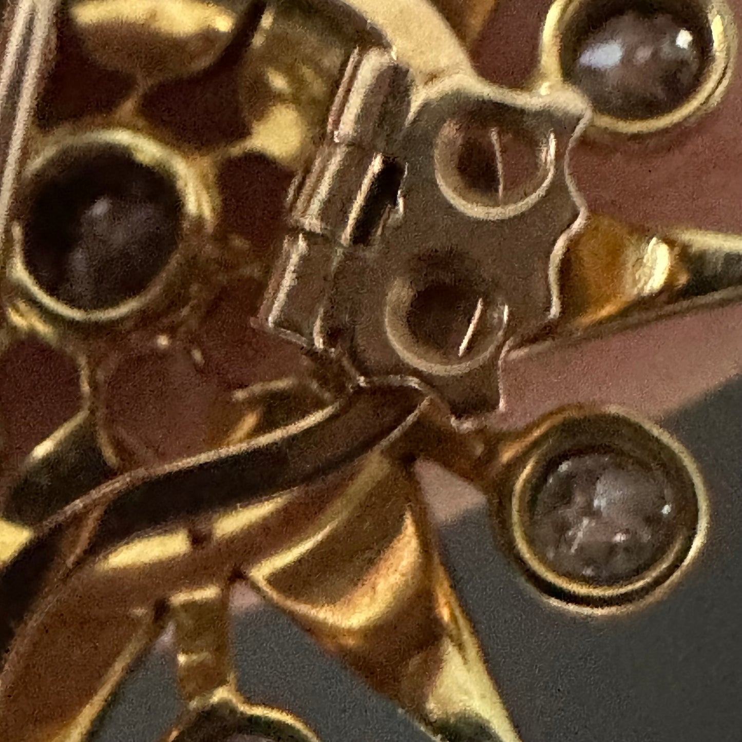 Antique Victorian Starburst Pendant Brooch | 15ct Gold with Natural Seed Pearls & Old Mine-Cut Diamonds | (2.5 cttw) with goose neck bale. Convertible Brooch & Pendant Circa 1880s