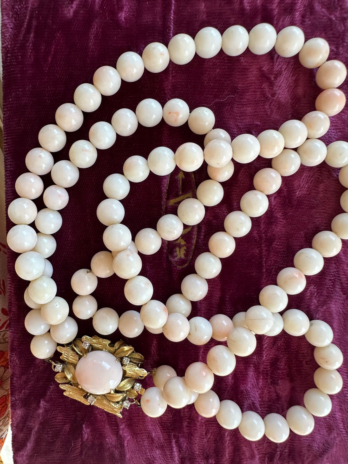 MIDCENTURY 18k GOLD, CORAL AND DIAMOND NECKLACE