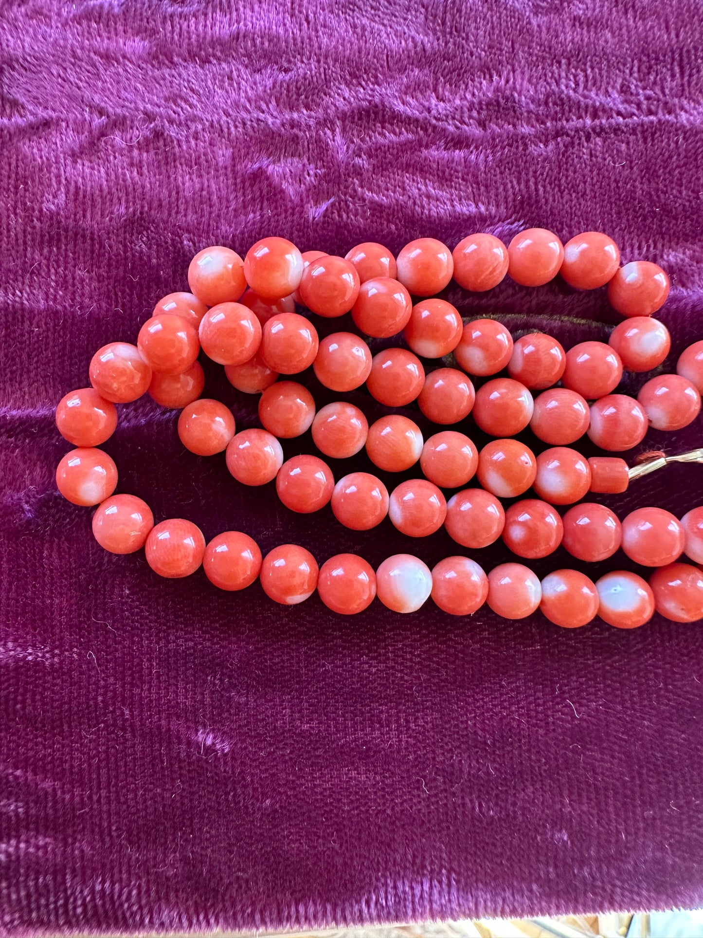 Victorian reddish orange coral beads with 9k clasp