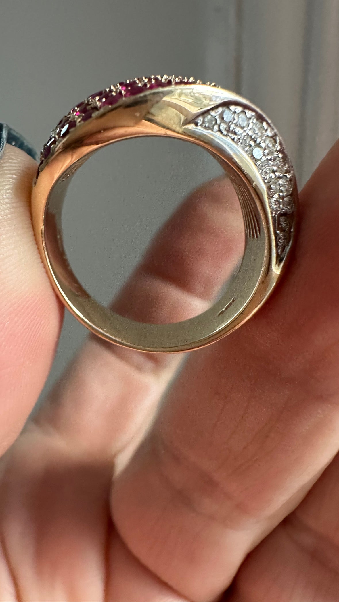 14k Diamond Ruby Ring Wave Design