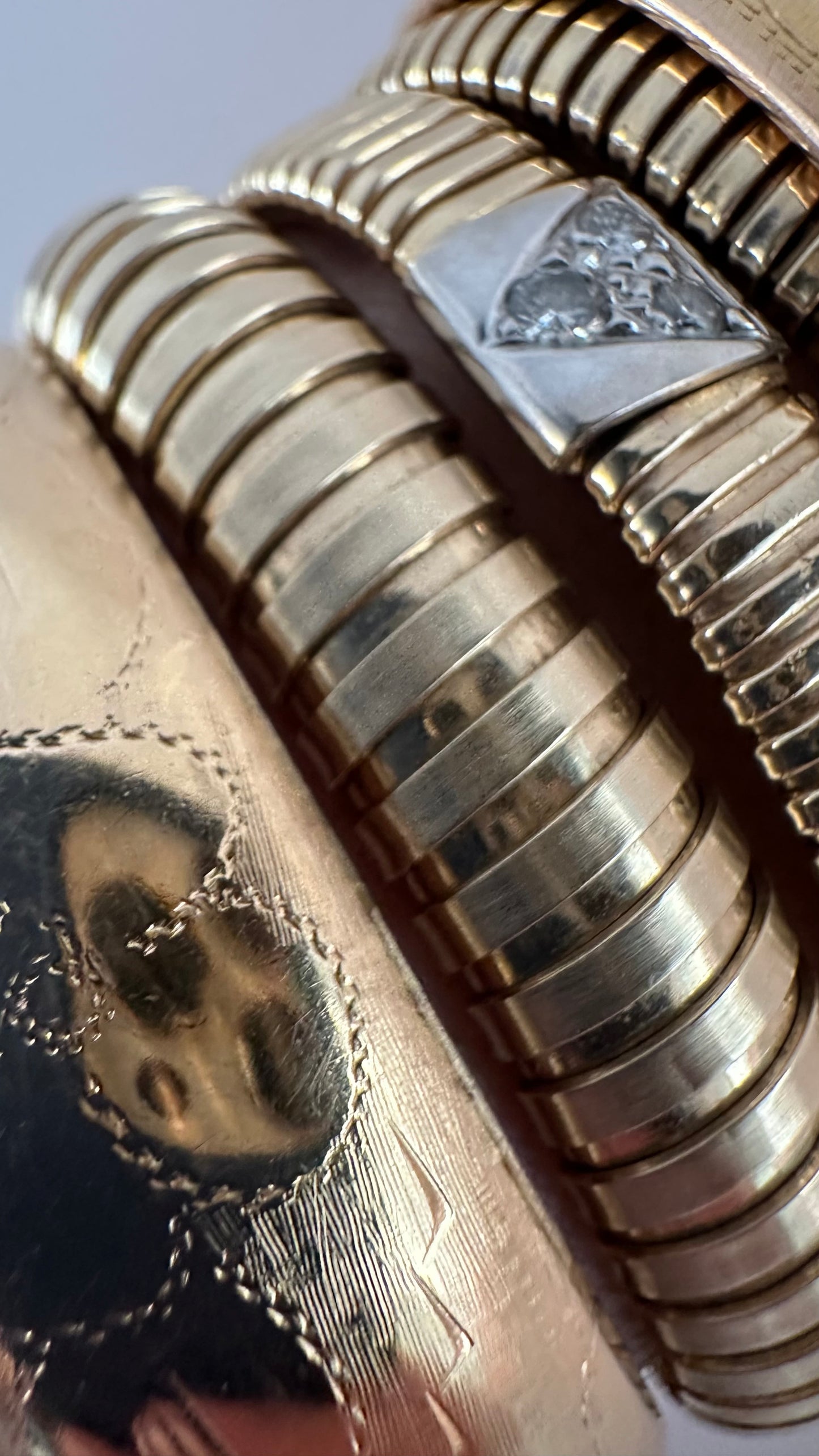 Vintage 14k Italian tubogas domed bracelet