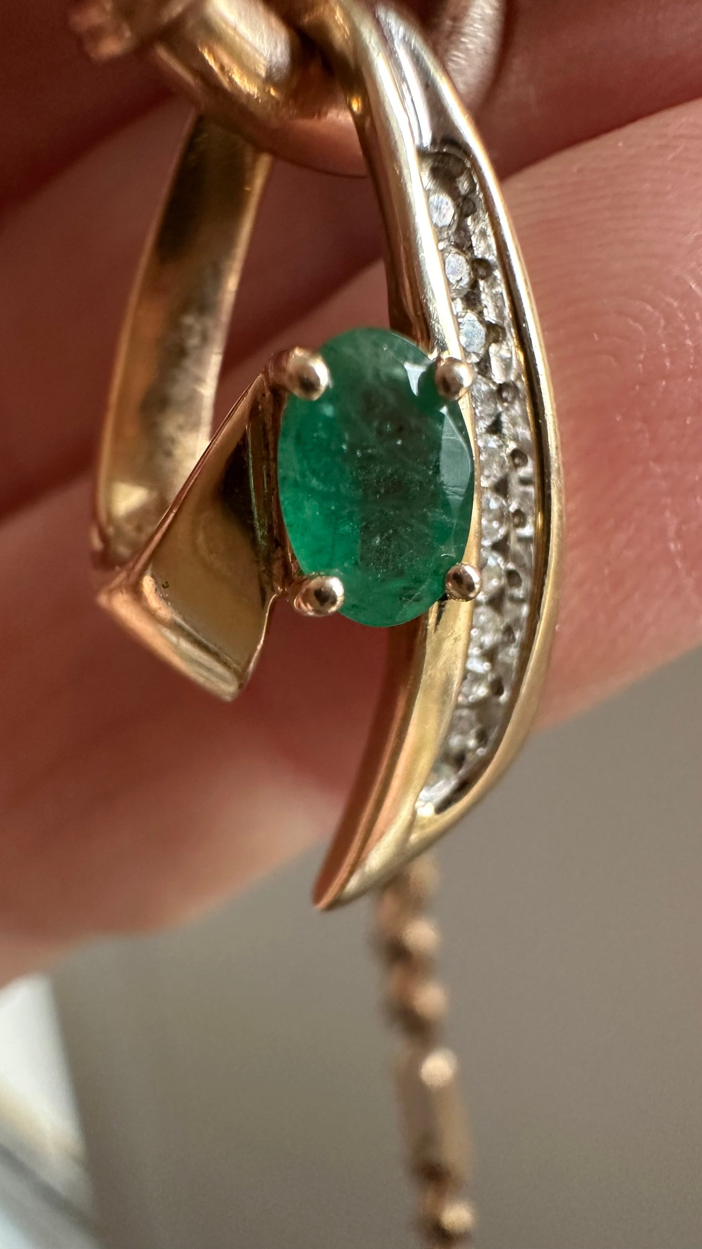 Vintage 14 karat gold emerald, and diamond pendant necklace