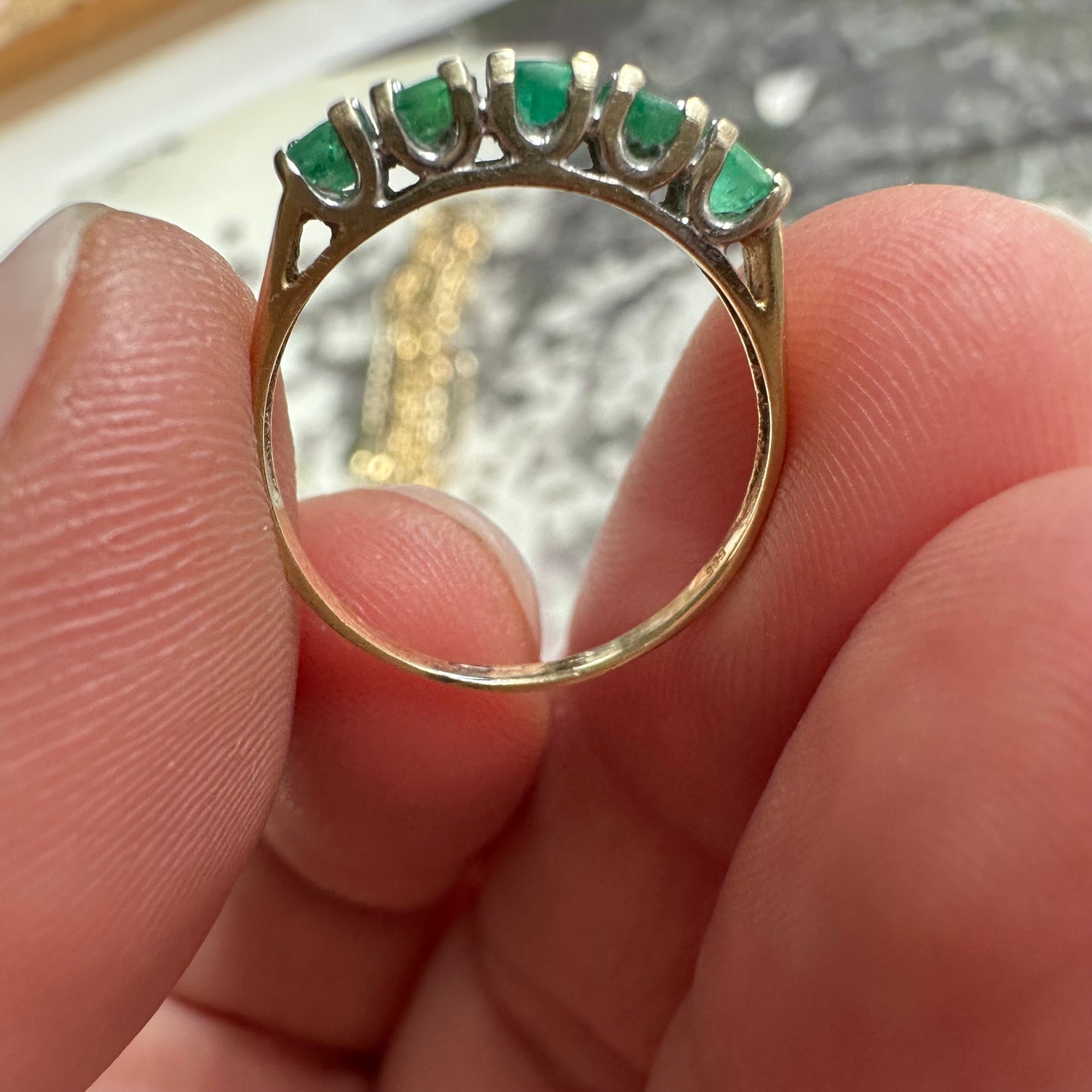 14k gold 5 stone emerald ring size 5.5