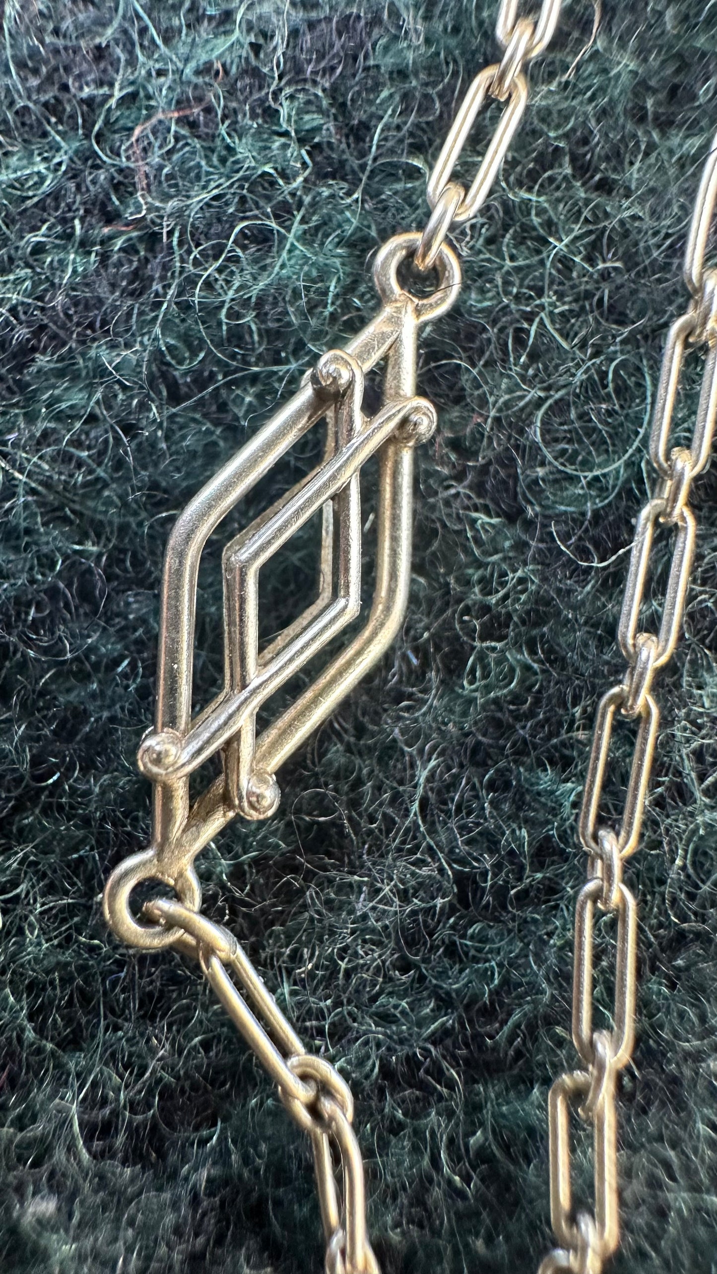 Art Deco Platnium and Diamond Pendant Brooch necklace