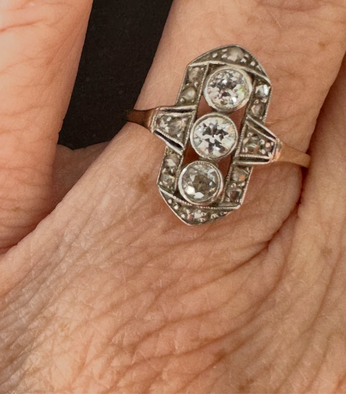 Antique Platnium-Top Gold & Old European Cut Diamond ring Original Box Size 7.5