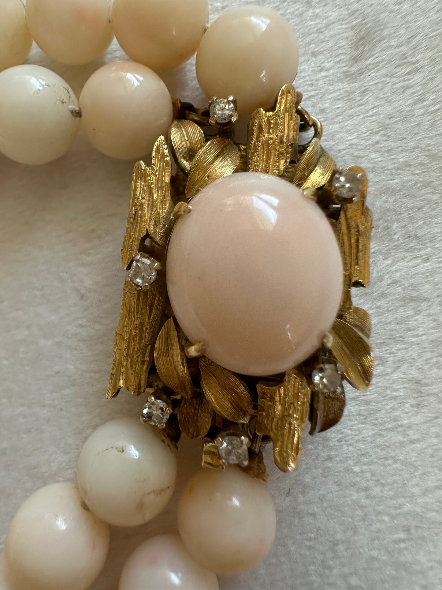 MIDCENTURY 18k GOLD, CORAL AND DIAMOND NECKLACE
