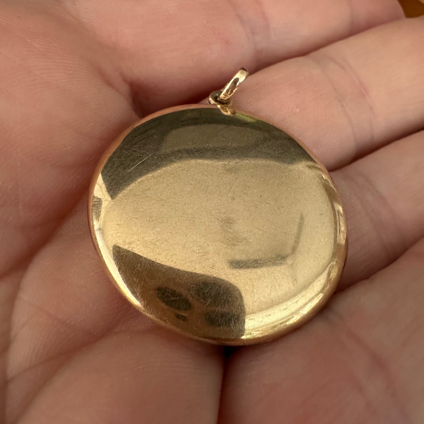 Antique 14k round locket