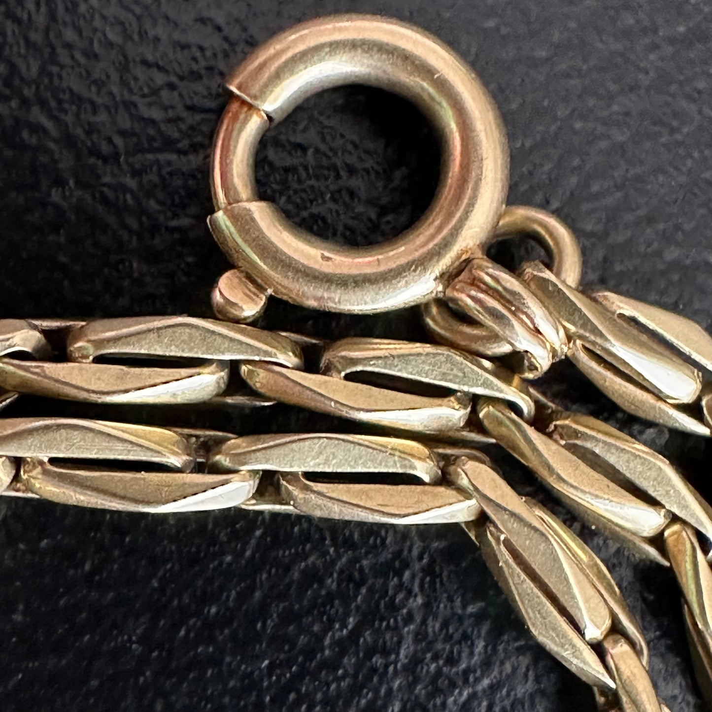 RARE 19TH CENTURY ANTIQUE VICTORIAN WATCH CHAIN DOUBLE HAYSEE LINK NECKLACE IN 15k GOLD - 14.25 INCHES LONG 14.6g