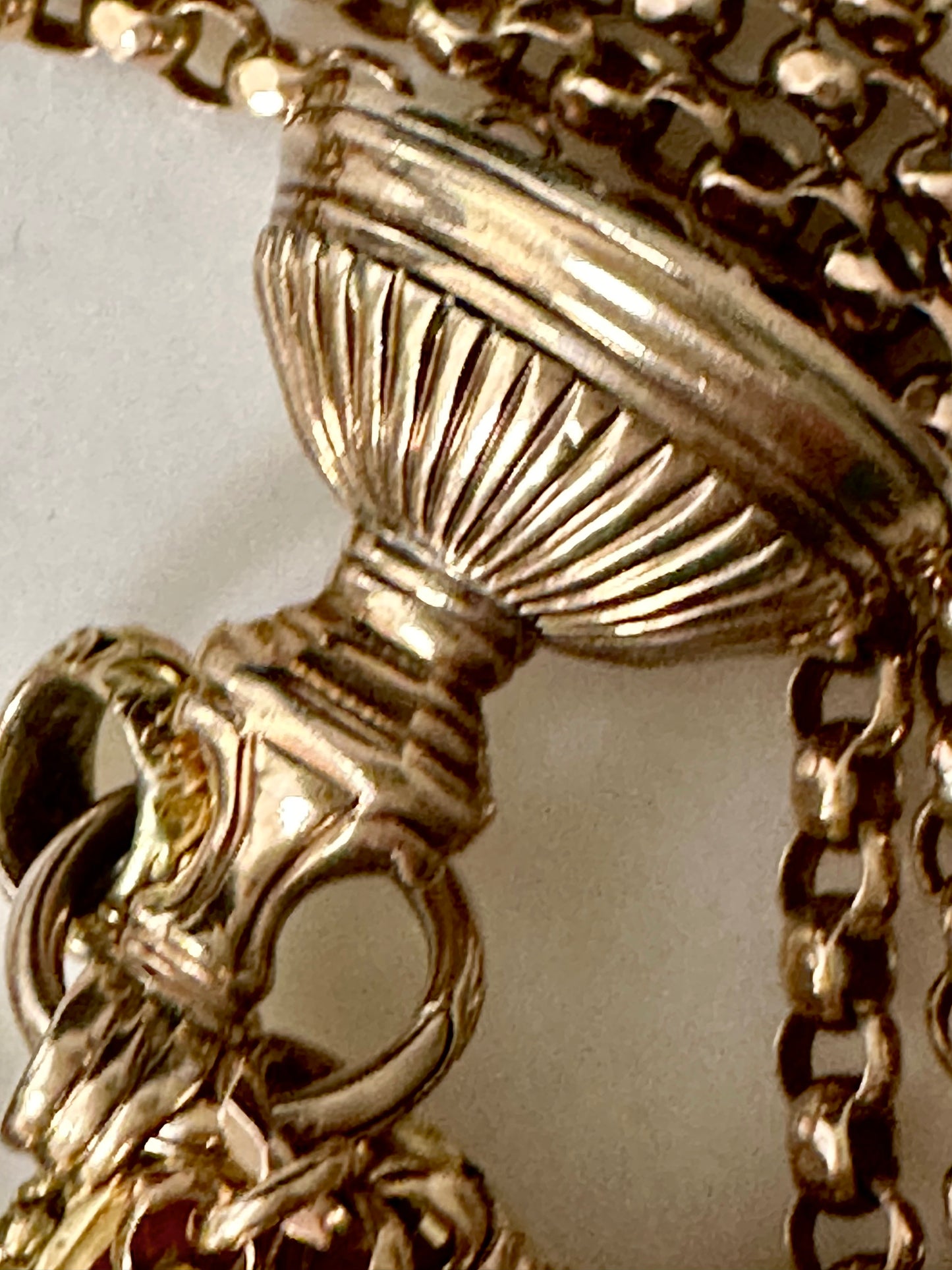 Victorian Long Rolo Belcher Chain 9k 46g