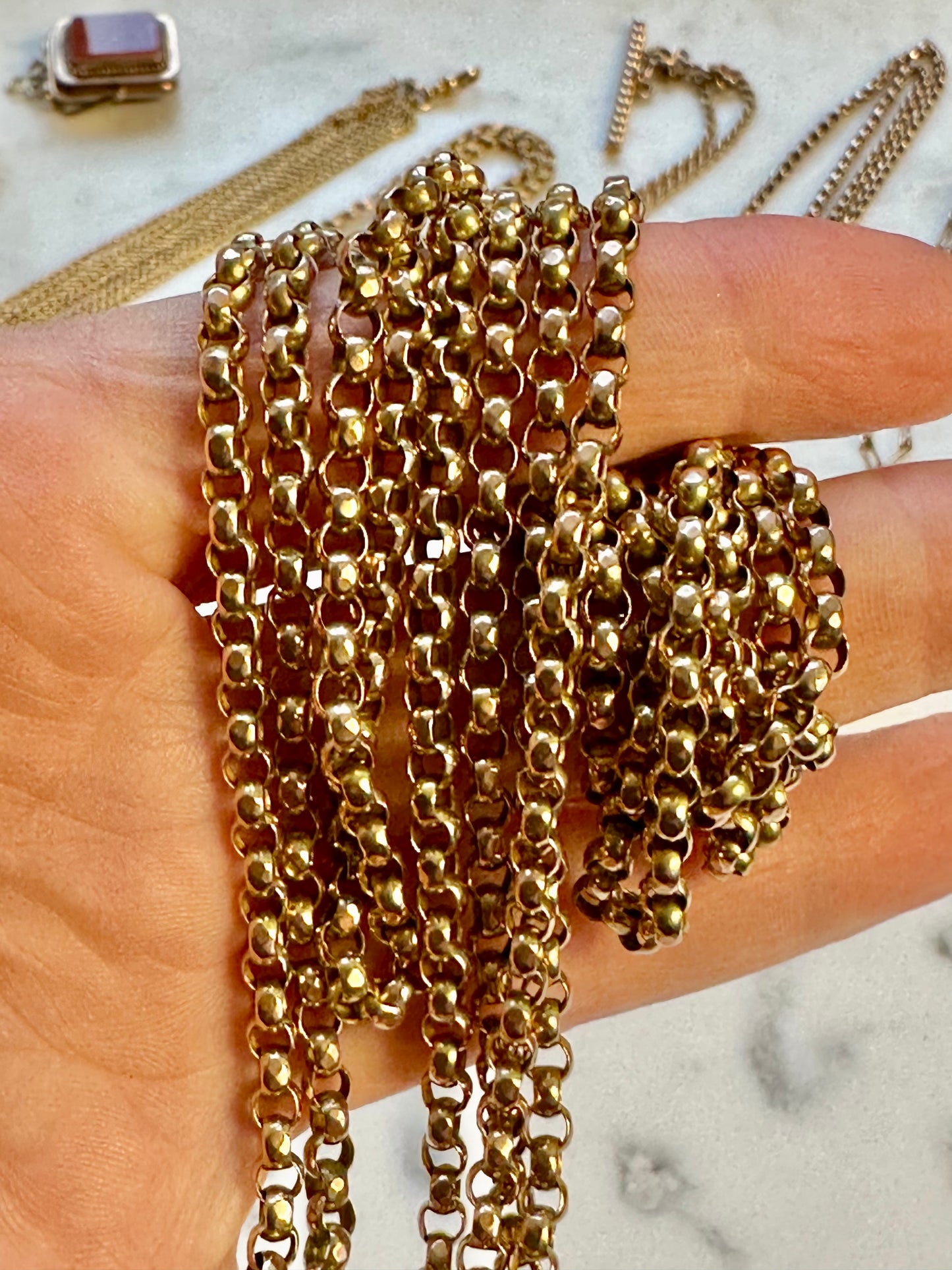 Victorian Long Belcher Chain 9k 46g