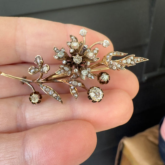 Victorian Old Mine 2 cttw Diamond Gold Brooch