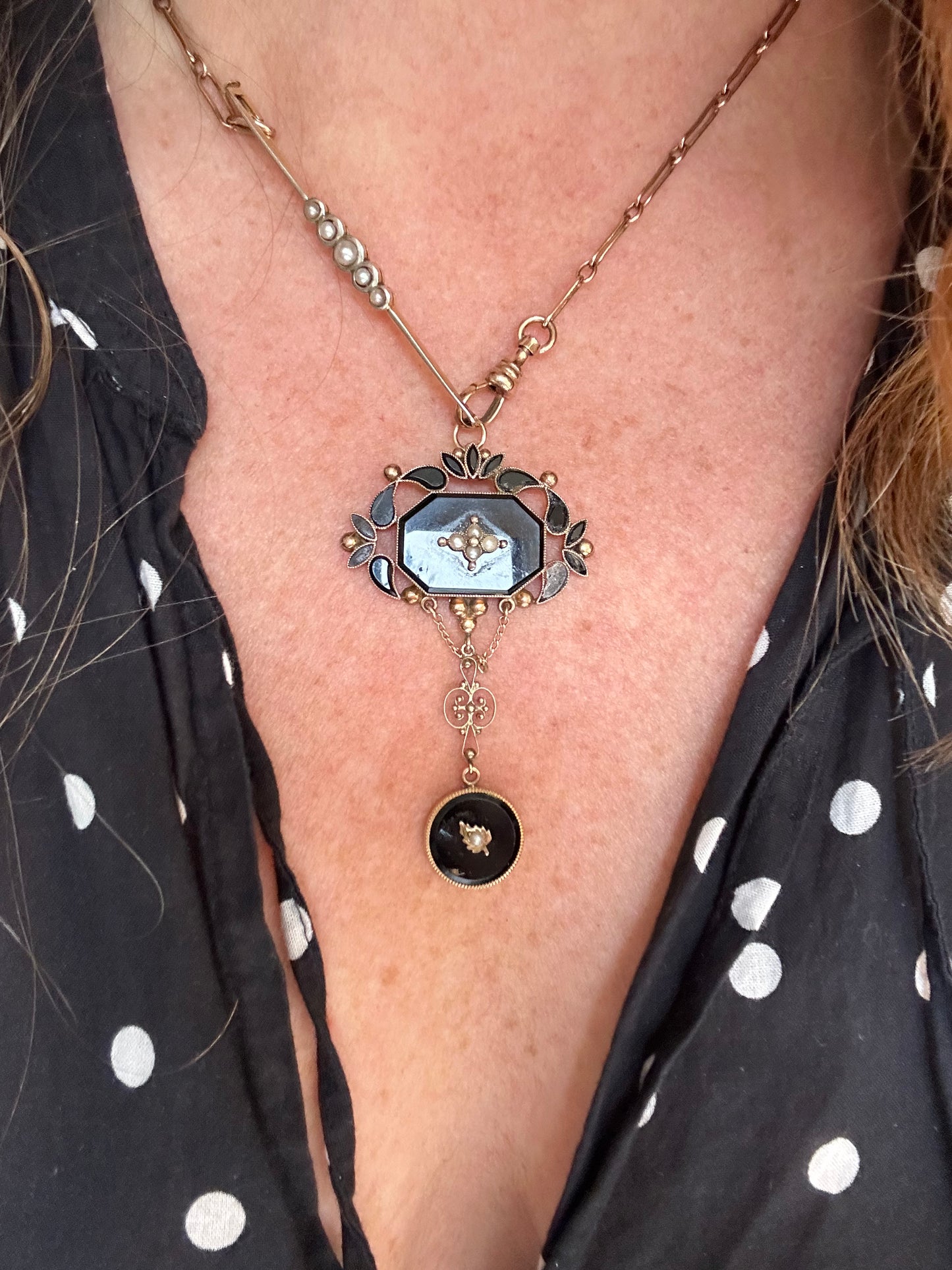 ANTIQUE 10K GOLD, CULTURED PEARL AND ONYX PENDANT on a rose gold mini trombone link chain 15" chain