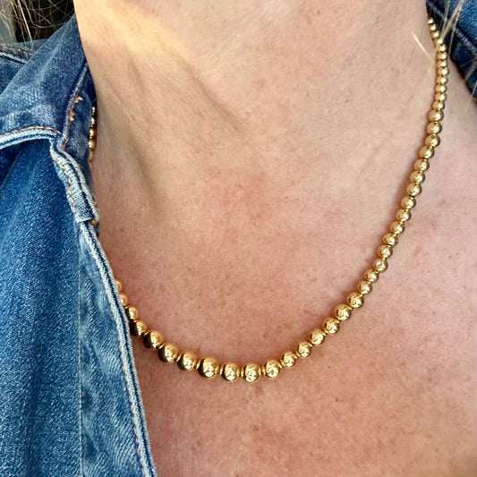 Vintage 14k glossy gold beaded necklace 18”