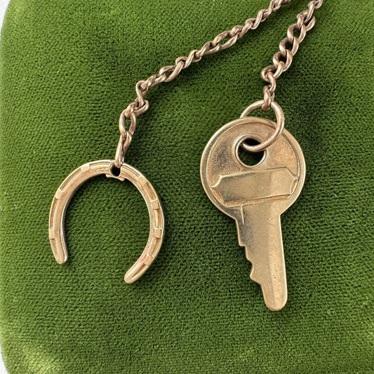 Antique 10K Ballou & Co. Horse Shoe & Key Pendant With Chain 3.2 G