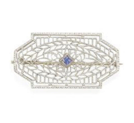 Edwardian Platinum Topped Gold Diamond Bar Brooch Pin and brooch